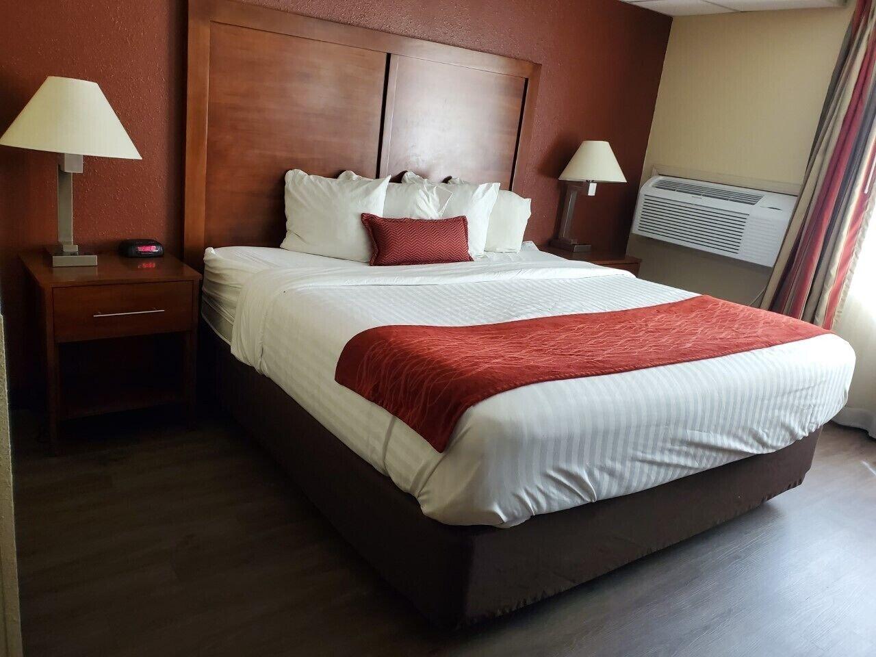 Ramada By Wyndham Downtown Спокейн Екстериор снимка