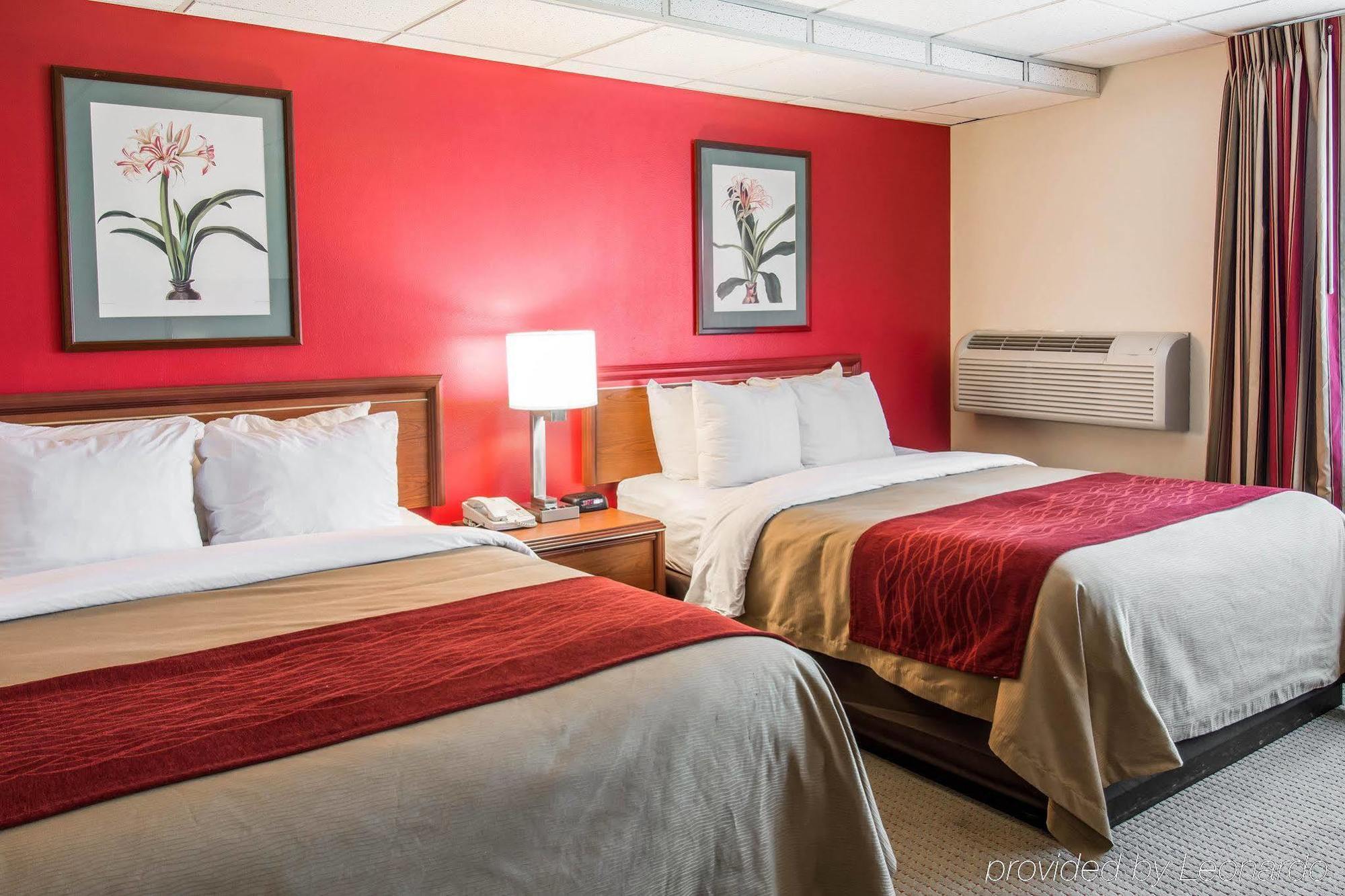 Ramada By Wyndham Downtown Спокейн Екстериор снимка