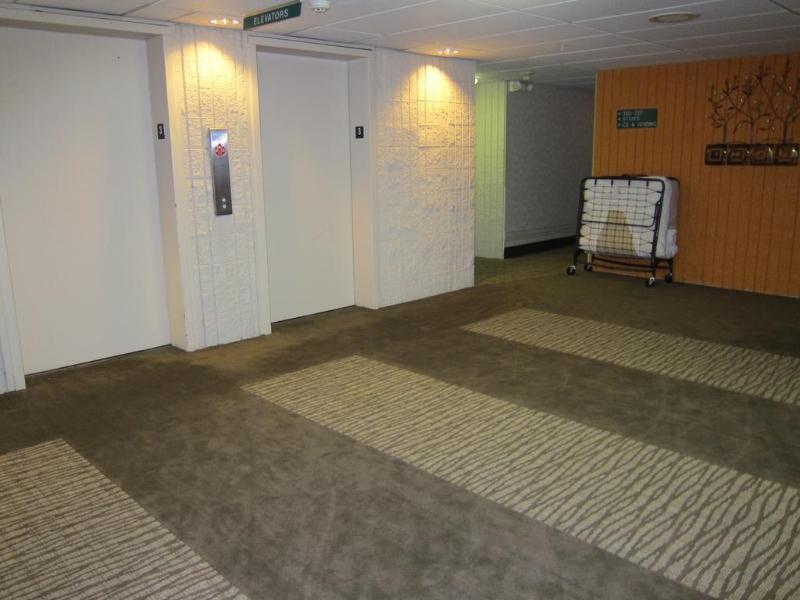 Ramada By Wyndham Downtown Спокейн Екстериор снимка